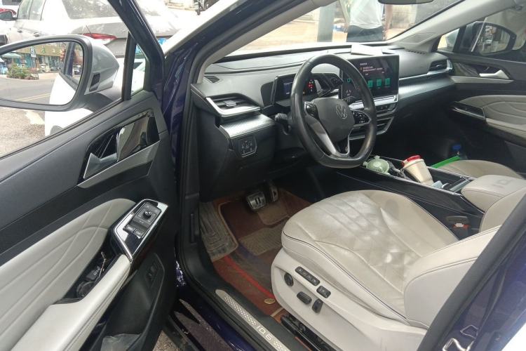 Used Volkswagen ID.6 X 2021 Pro Smart Long-Range Edition Driver Seat