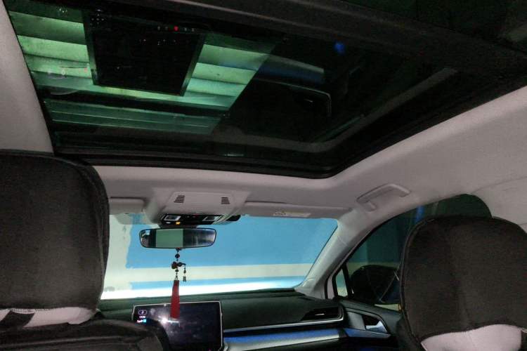 Used Volkswagen ID.6 X 2021 Pro Smart Long-Range Edition Headliner