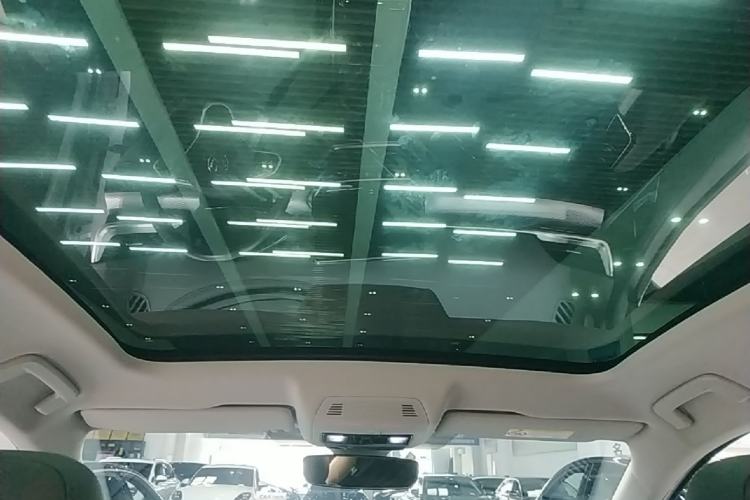 Used Volkswagen ID.6 X 2021 Pure Edition Headliner