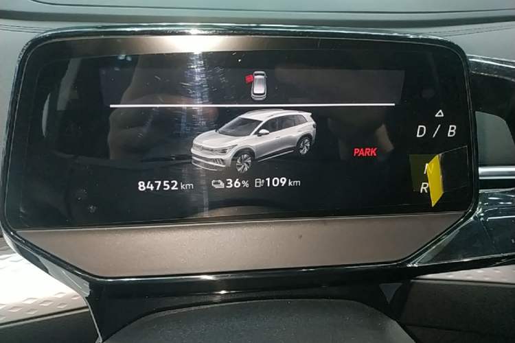 Used Volkswagen ID.6 X 2021 Pure Edition Instrument Cluster