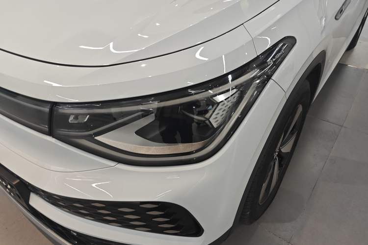 Used Volkswagen ID.6 X 2021 Pure Edition Left Front Headlight