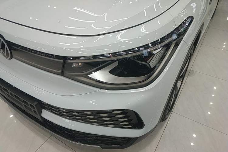 Used Volkswagen ID.6 X 2021 Pure Edition Left Front Headlight