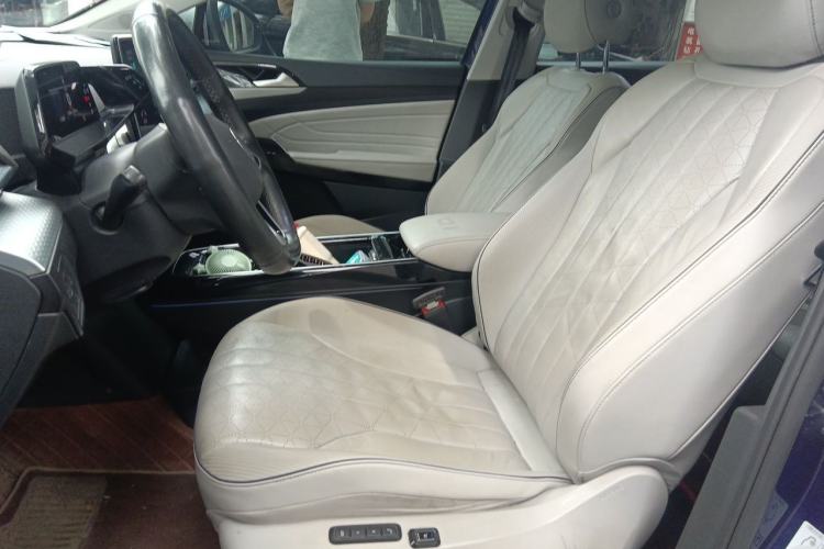 Used Volkswagen ID.6 X 2021 Pro Smart Long-Range Edition Left Front Seat