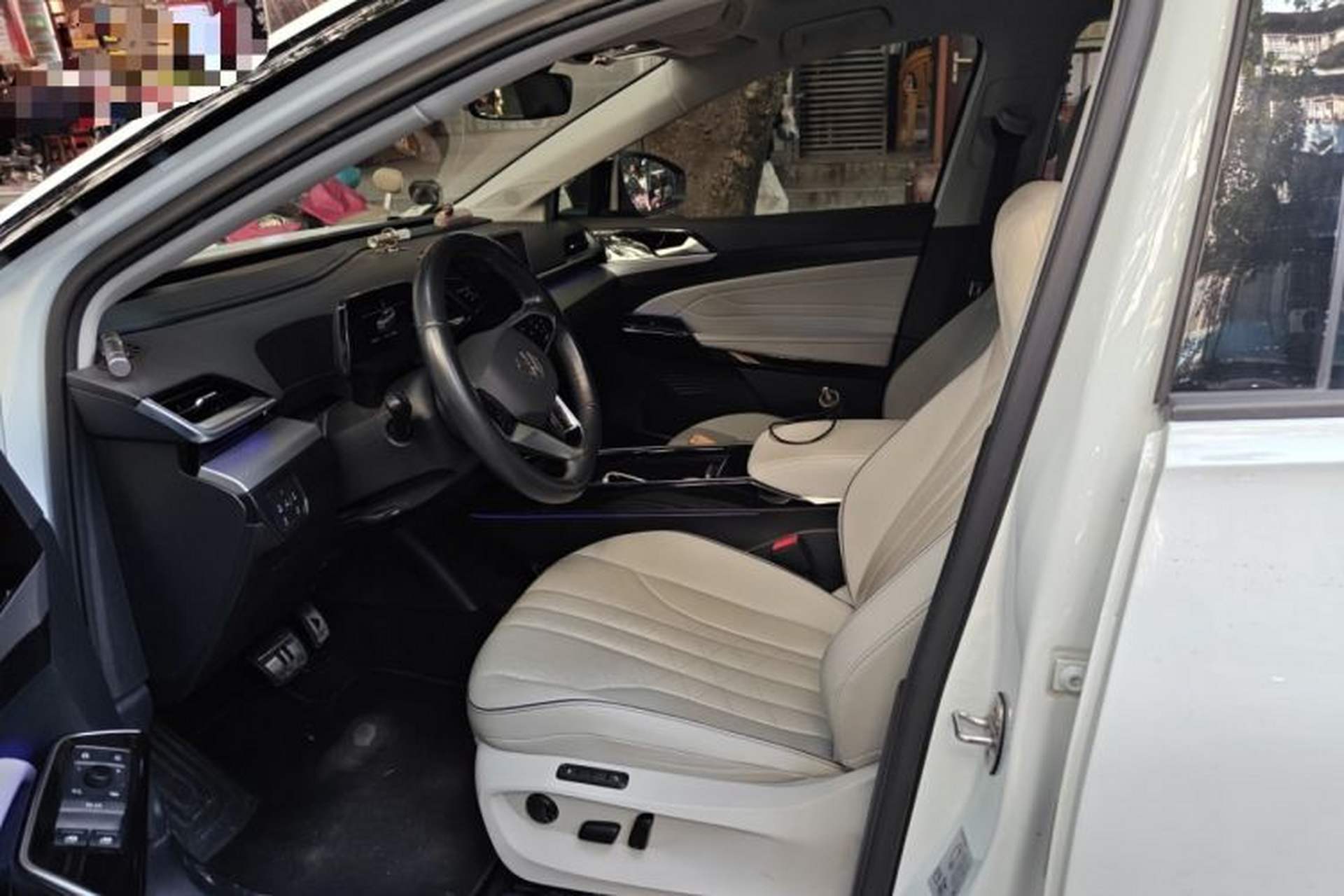 Used Volkswagen ID.6 X 2021 Pro Smart Long-Range Edition Left Front Seat