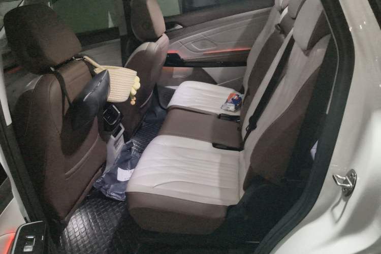 Used Volkswagen ID.6 X 2021 Pro Smart Long-Range Edition Left Rear Seat