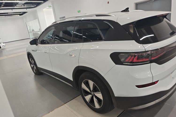 Used Volkswagen ID.6 X 2021 Pure Edition Left Side