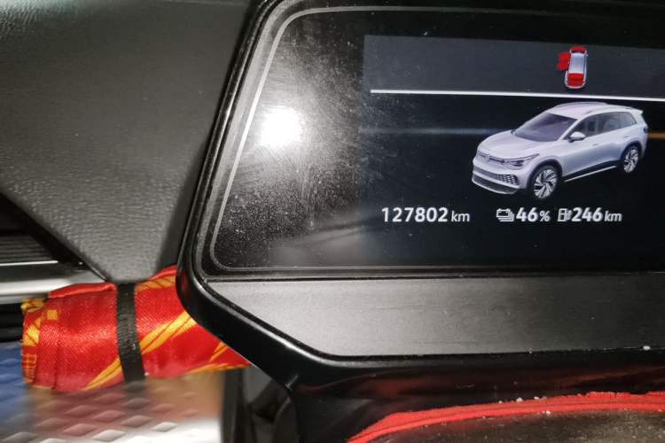 Used Volkswagen ID.6 X 2021 Pro Smart Long-Range Edition Odometer Close Up