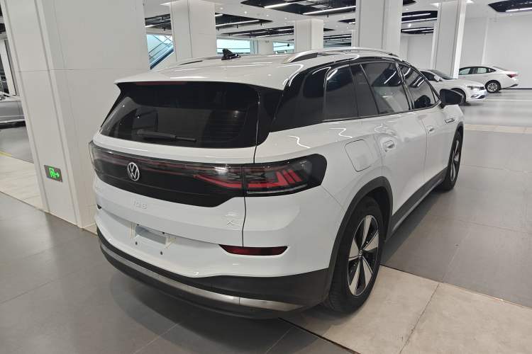 Used Volkswagen ID.6 X 2021 Pure Edition Rear Right 45 Deg
