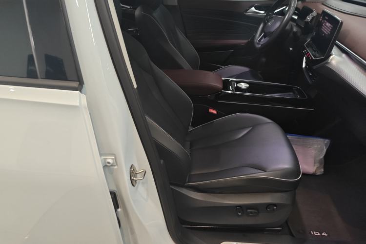 Used Volkswagen ID.6 X 2021 Pure Edition Right Front Seat