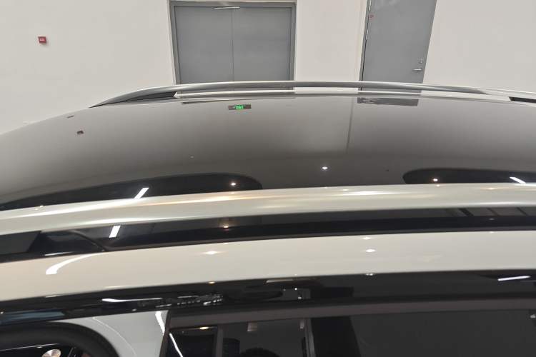 Used Volkswagen ID.6 X 2021 Pure Edition Roof