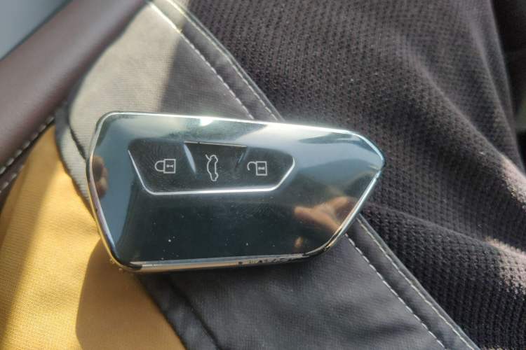 Used Volkswagen ID.6 X 2021 Pro Smart Long-Range Edition Vehicle Key