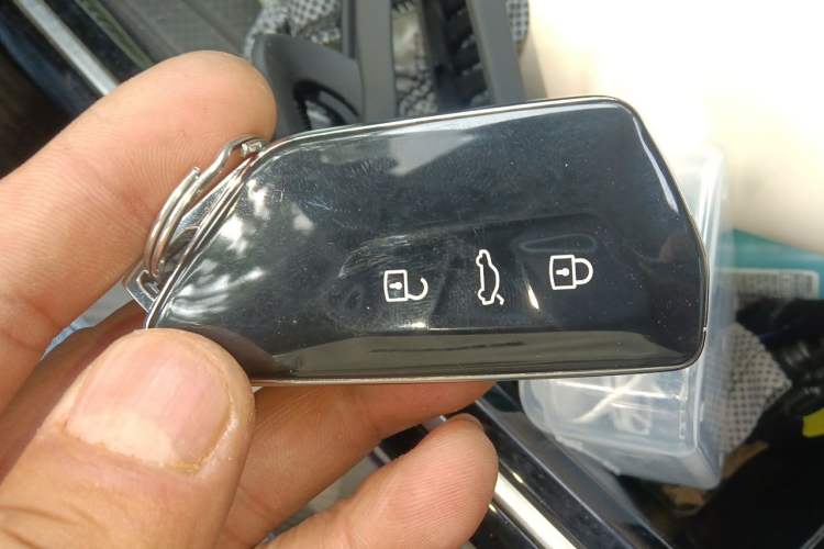 Used Volkswagen ID.6 X 2021 Pro Smart Long-Range Edition Vehicle Key