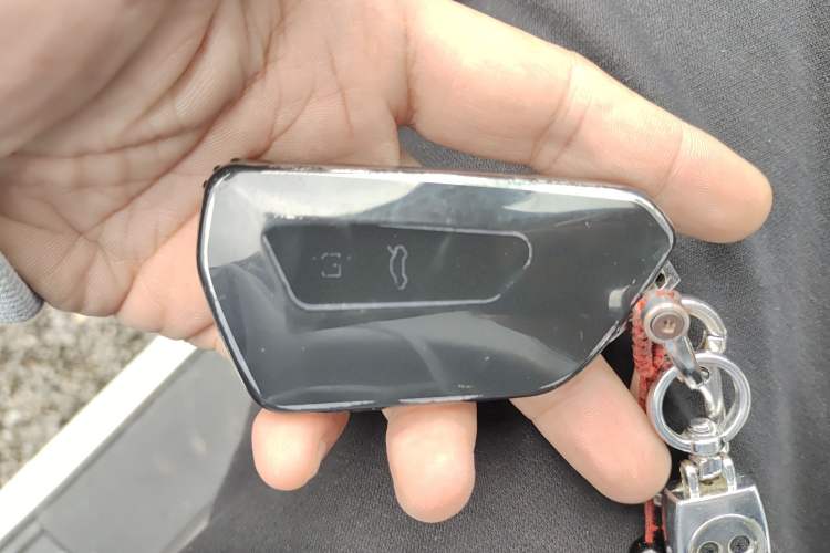 Used Volkswagen ID.6 X 2021 Pro Smart Long-Range Edition Vehicle Key