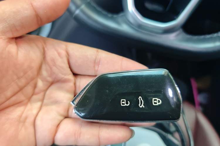 Used Volkswagen ID.6 X 2021 Prime Kinergy Four-Wheel Drive Edition Vehicle Key