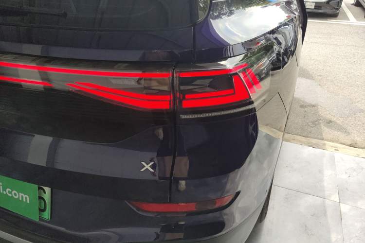 Used Volkswagen ID.6 X 2022 Smart Enjoyment Long-Range Edition Right Rear Taillight