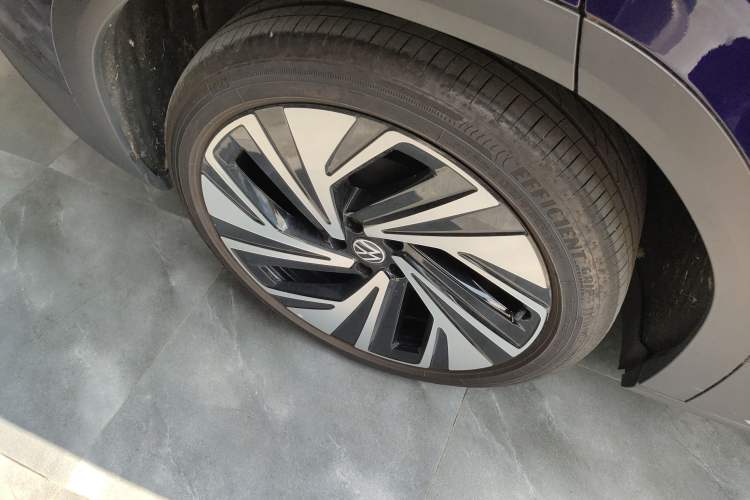 Used Volkswagen ID.6 X 2022 Smart Enjoyment Long-Range Edition Right Rear Wheel Hub