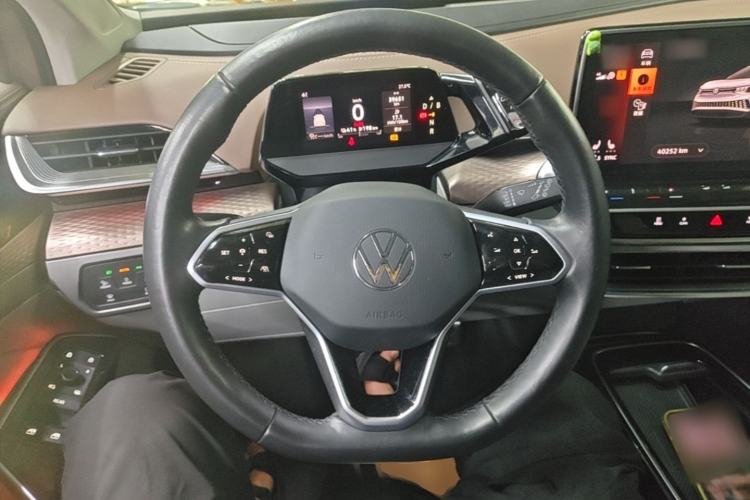 Used Volkswagen ID.6 X 2022 Intelligent Long-Range Version Steering Wheel