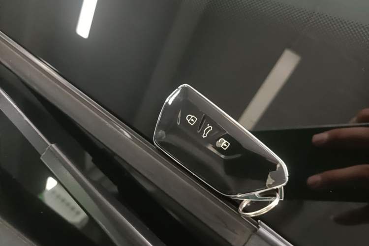 Used Volkswagen ID.6 X 2022 Intelligent Long-Range Version Vehicle Key