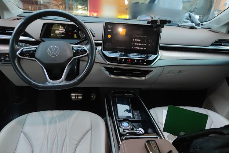 Used Volkswagen ID.6 X 2022 Smart Enjoyment Long-Range Edition Center Console