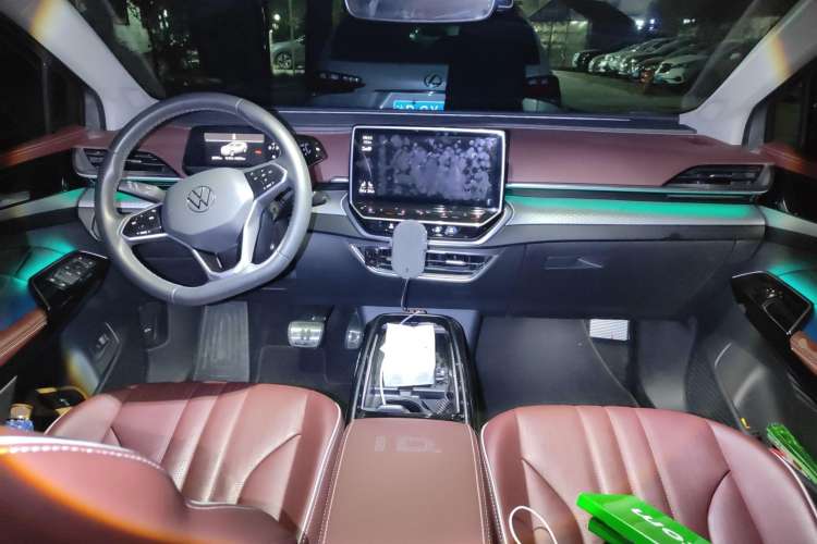 Used Volkswagen ID.6 X 2022 Smart Enjoyment Long-Range Edition Center Console