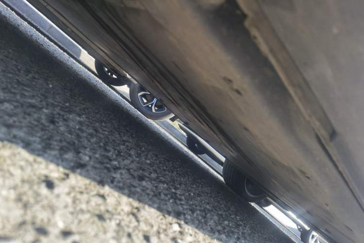 Used Volkswagen ID.6 X 2022 Smart Enjoyment Long-Range Edition Chassis Front Left