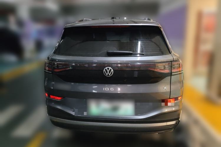 Used Volkswagen ID.6 X 2022 Pure Edition Exterior 4