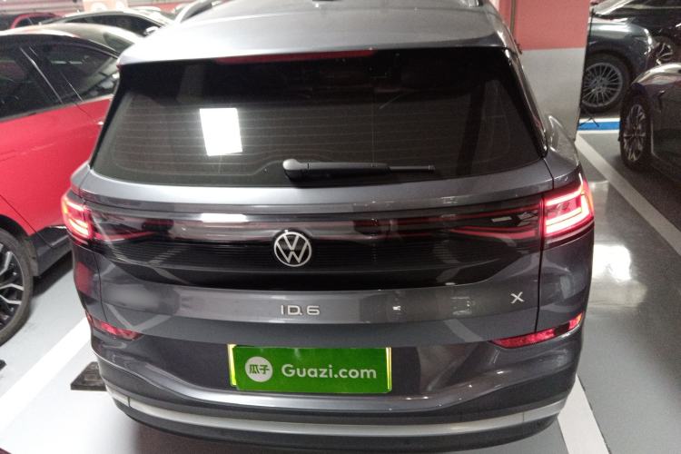 Used Volkswagen ID.6 X 2022 Intelligent Long-Range Version Exterior 4