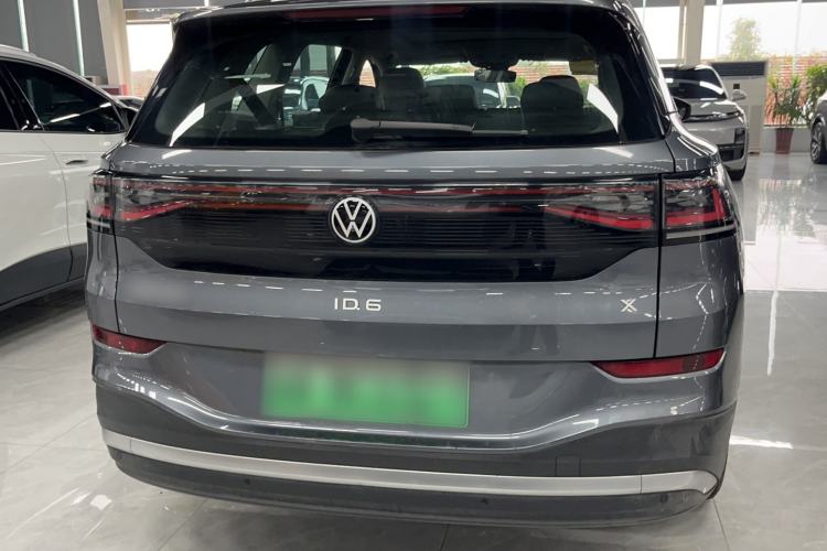 Used Volkswagen ID.6 X 2022 Smart Enjoyment Long-Range Edition Exterior 4