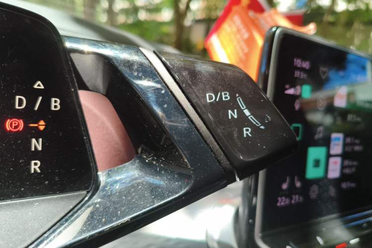 Used Volkswagen ID.6 X 2022 Smart Enjoyment Long-Range Edition Gear Lever