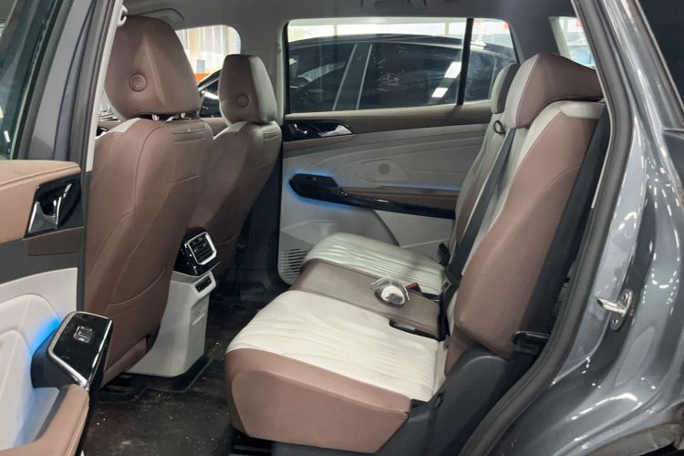 Used Volkswagen ID.6 X 2022 Smart Enjoyment Long-Range Edition Interior 1
