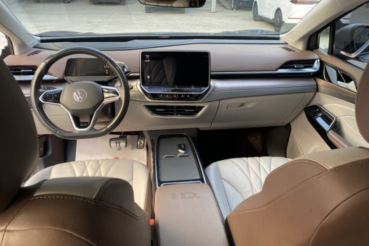 Used Volkswagen ID.6 X 2022 Smart Enjoyment Long-Range Edition Interior 2