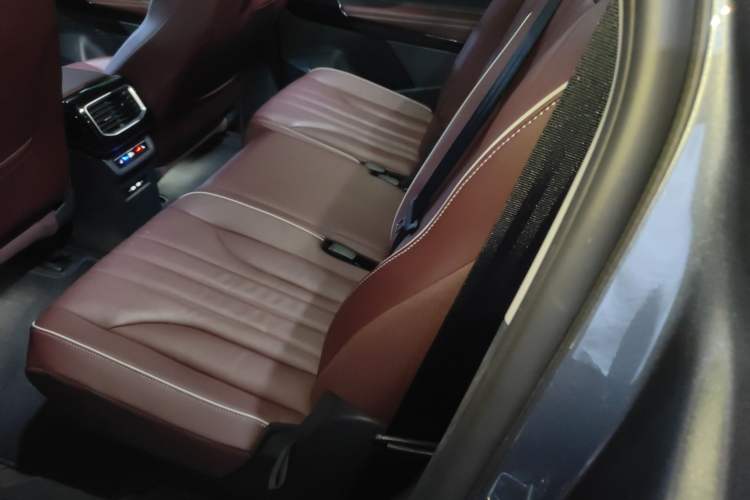 Used Volkswagen ID.6 X 2022 Intelligent Long-Range Version Left Rear Seat