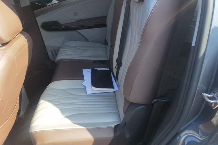 Used Volkswagen ID.6 X 2022 Smart Enjoyment Long-Range Edition Left Rear Seat