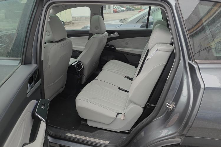 Used Volkswagen ID.6 X 2022 Intelligent Long-Range Version Left Rear Seat