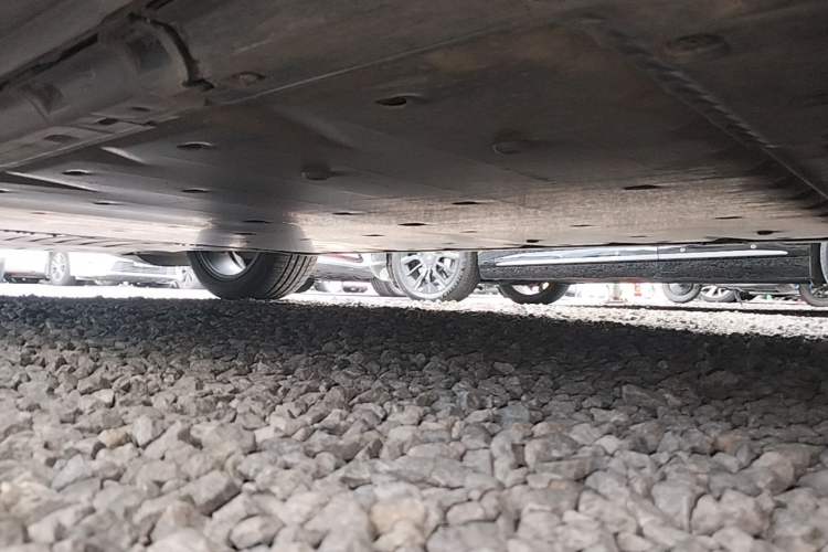 Used Volkswagen ID.6 X 2022 ZhiXiang Pure Long-Range Edition Left Side Sill