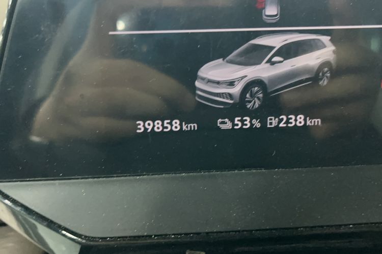 Used Volkswagen ID.6 X 2022 Smart Enjoyment Long-Range Edition Odometer Close Up