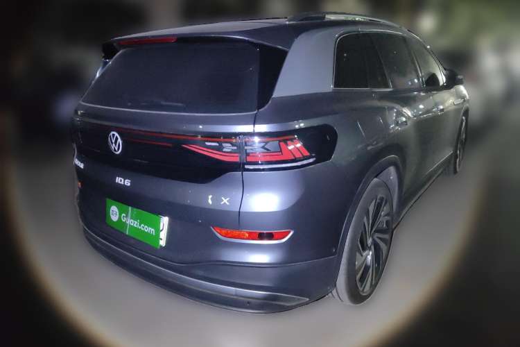 Used Volkswagen ID.6 X 2022 Smart Enjoyment Long-Range Edition Rear Right 45 Deg