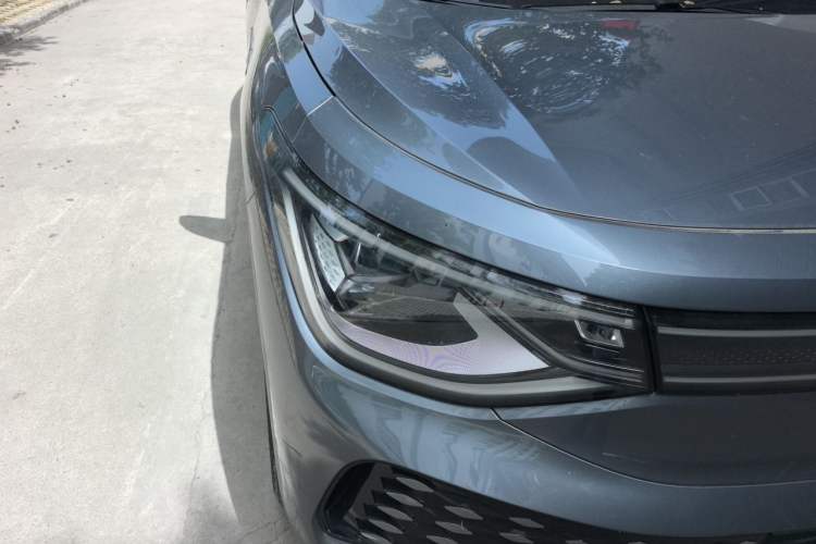 Used Volkswagen ID.6 X 2022 Smart Enjoyment Long-Range Edition Right Front Headlight