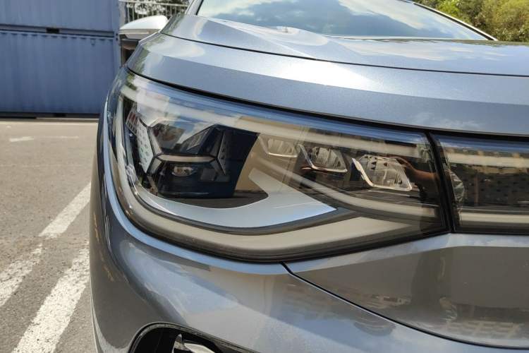 Used Volkswagen ID.6 X 2022 Smart Enjoyment Long-Range Edition Right Front Headlight