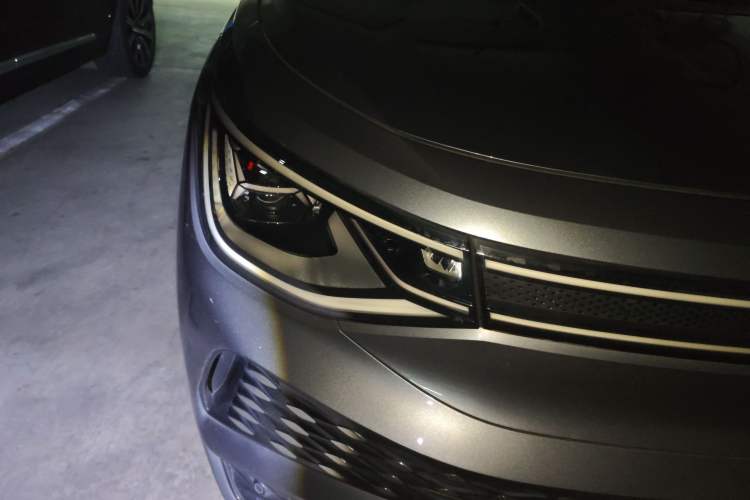 Used Volkswagen ID.6 X 2022 Intelligent Long-Range Version Right Front Headlight