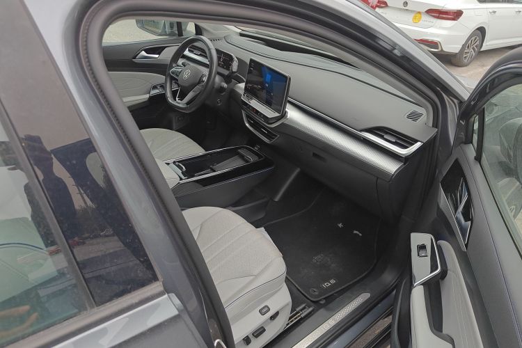 Used Volkswagen ID.6 X 2022 Intelligent Long-Range Version Right Front Seat