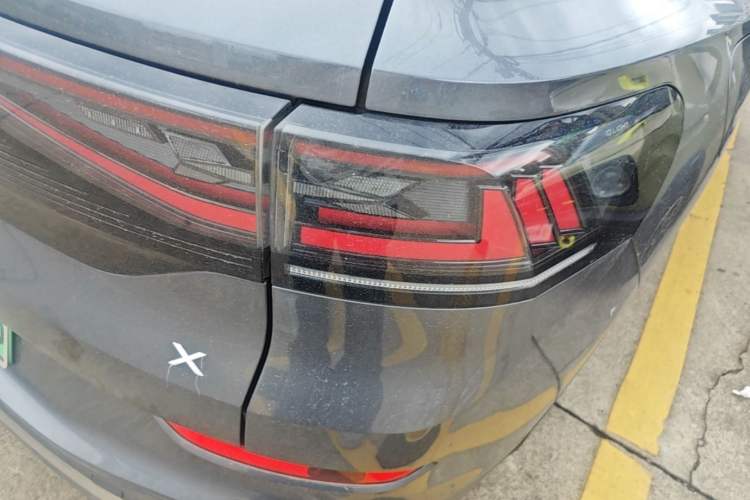 Used Volkswagen ID.6 X 2022 Smart Enjoyment Long-Range Edition Right Rear Taillight