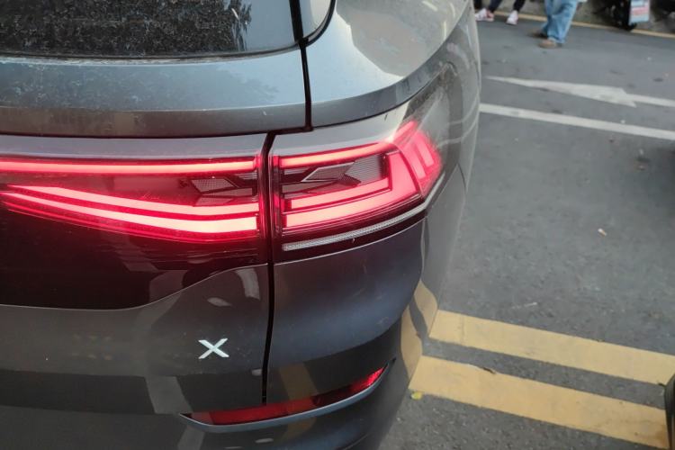 Used Volkswagen ID.6 X 2022 Smart Enjoyment Long-Range Edition Right Rear Taillight