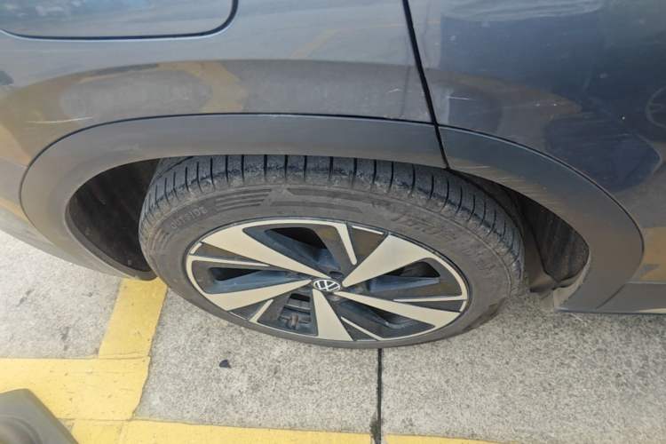 Used Volkswagen ID.6 X 2022 Smart Enjoyment Long-Range Edition Right Rear Wheel Hub