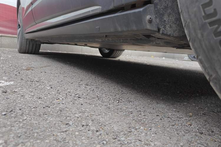 Used Volkswagen ID.6 X 2022 Intelligent Long-Range Version Right Side Sill