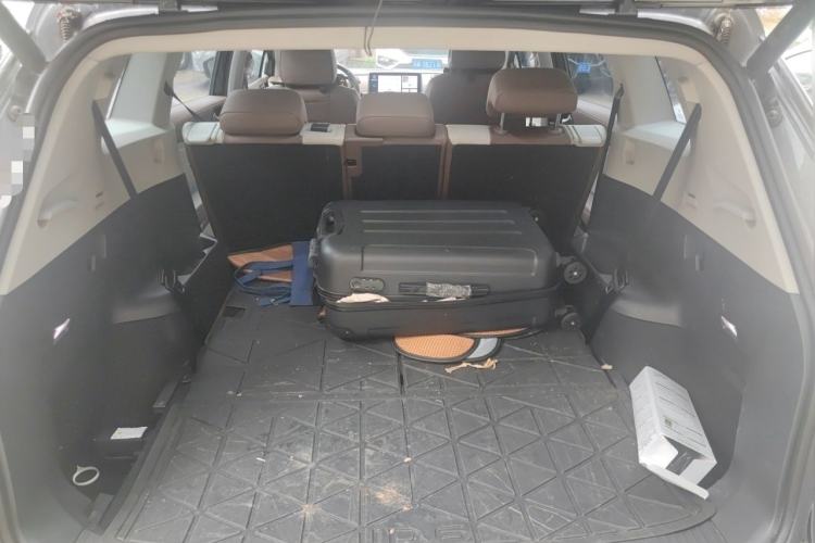 Used Volkswagen ID.6 X 2022 Smart Enjoyment Long-Range Edition Trunk