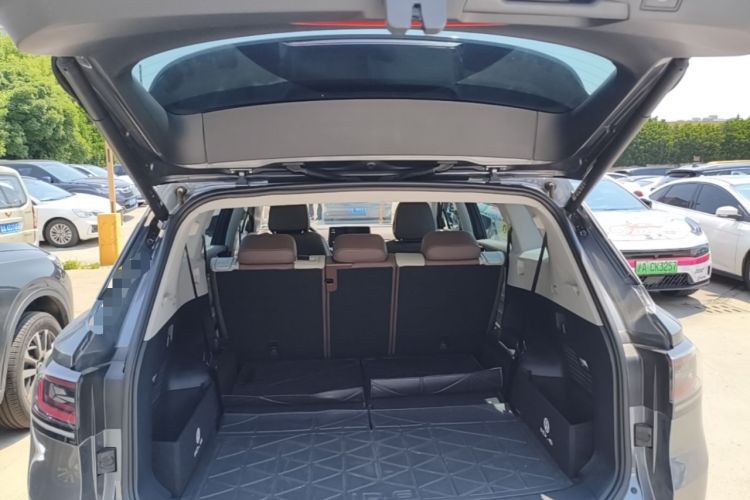 Used Volkswagen ID.6 X 2022 Smart Enjoyment Long-Range Edition Trunk