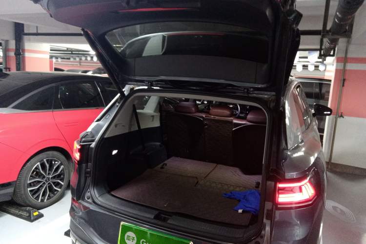 Used Volkswagen ID.6 X 2022 Intelligent Long-Range Version Trunk
