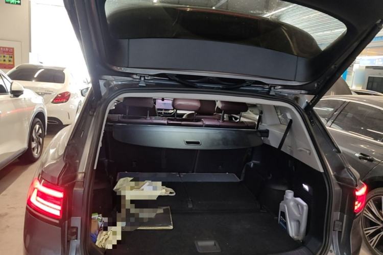 Used Volkswagen ID.6 X 2022 Intelligent Long-Range Version Trunk