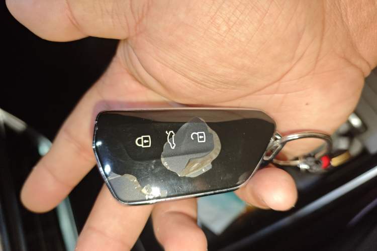 Used Volkswagen ID.6 X 2022 Intelligent Long-Range Version Vehicle Key